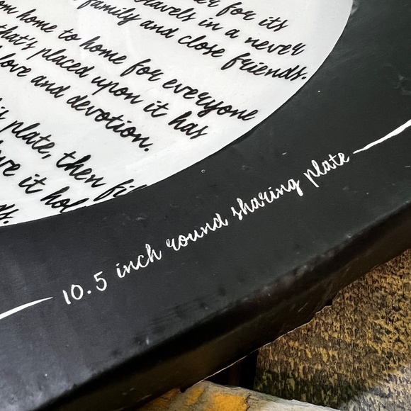 NIB {The Giving Plate} White 10.5" Round [Katie ❤︎ Mandy] Sharing Dish | Gift - Picture 10 of 12